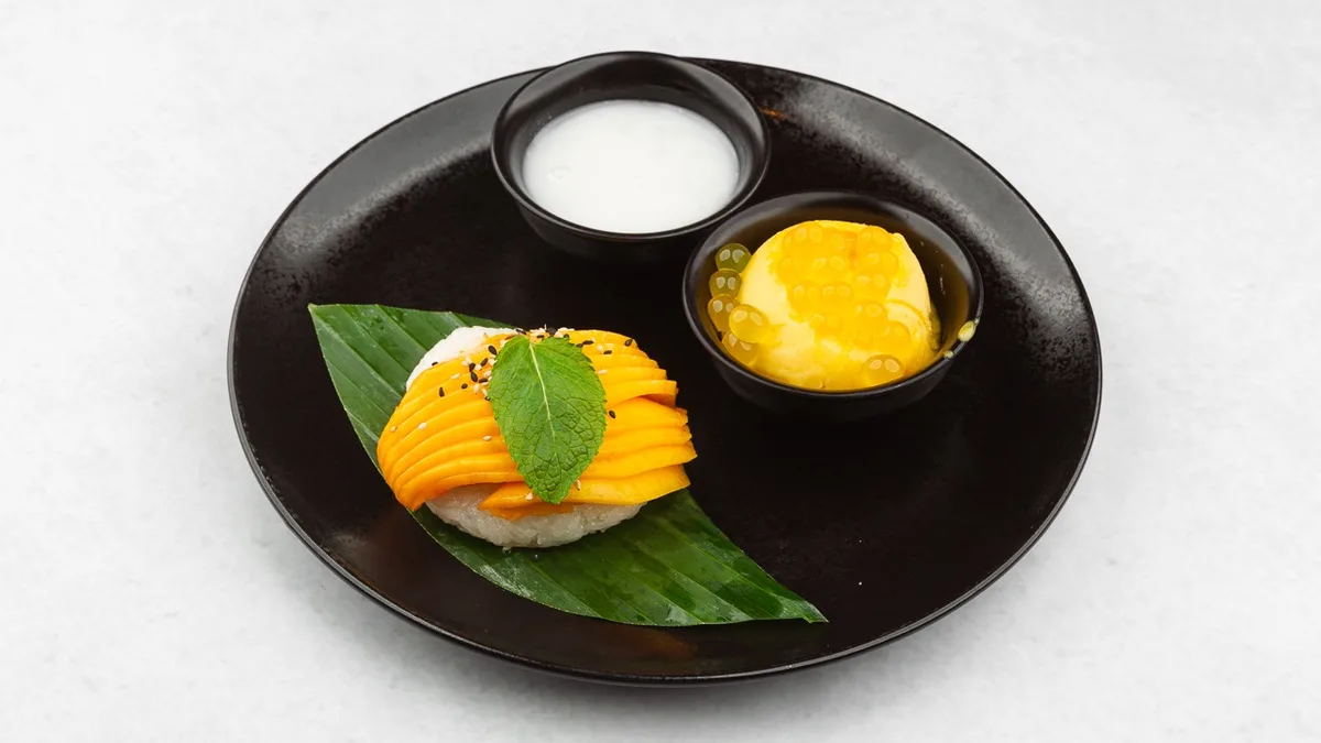 Mango sticky rice
