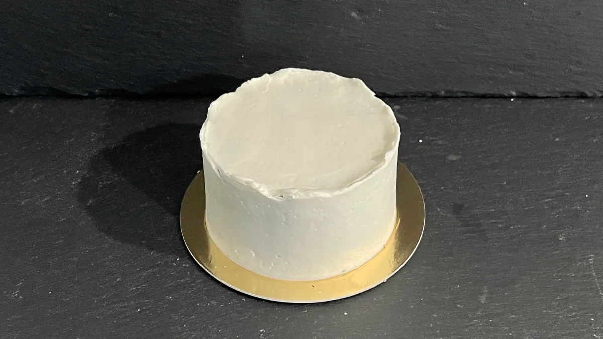 Tort Bento Alb - Personalizaza-ti tortul  + Lumanare cadou