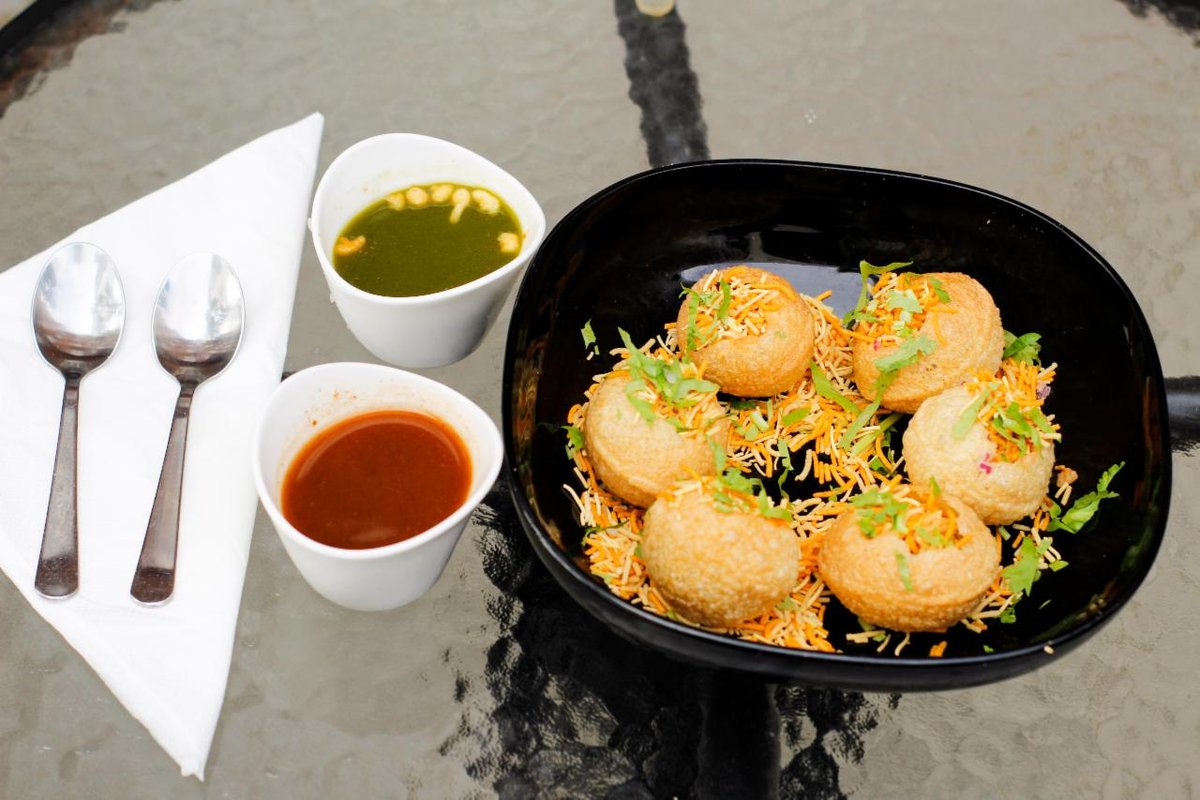 Pani Puri 6 pc (Med 2 sauce)