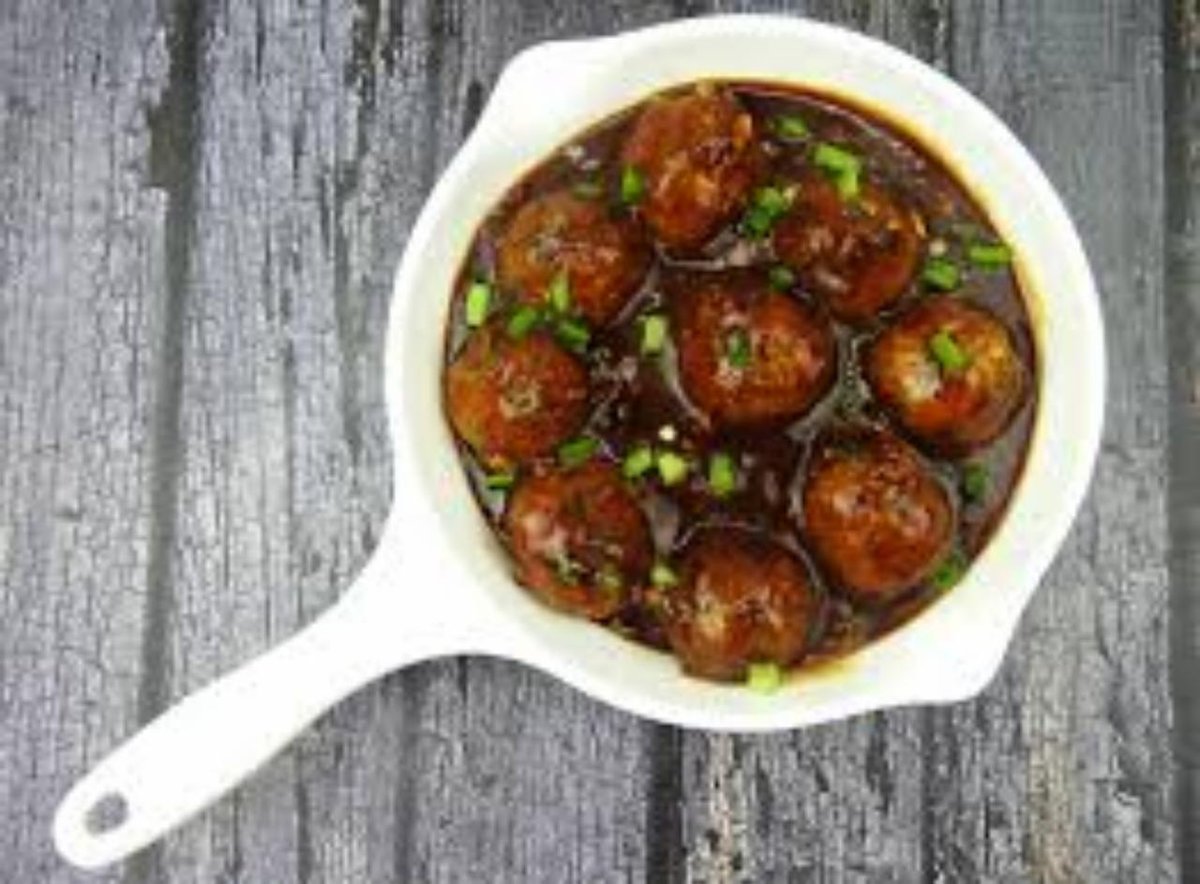 Veg. Manchurian (8 pcs)