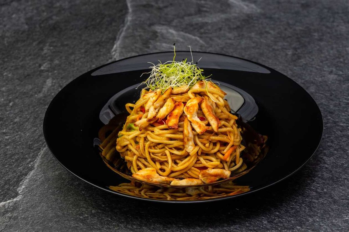 Spicy noodle cu pui