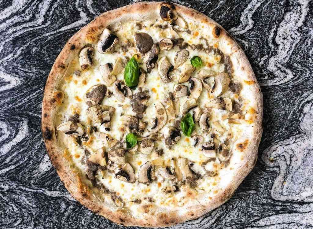 Pizza boscaiola