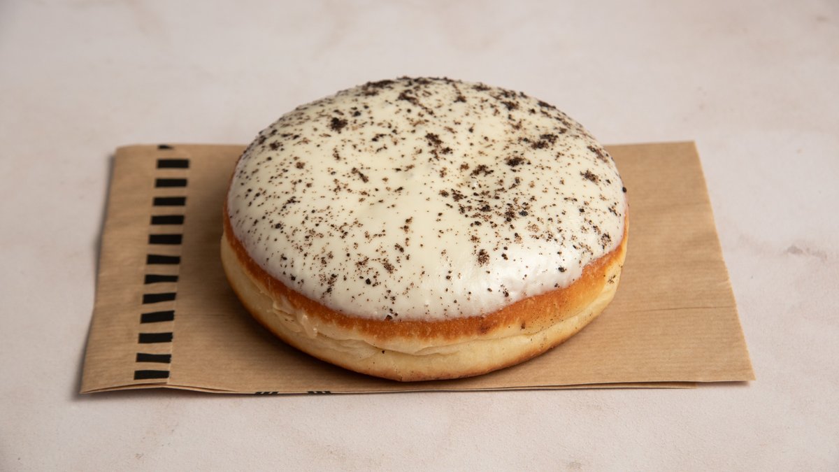 Donut με Γέμιση Bueno και Επικάλυψη Σοκολάτα