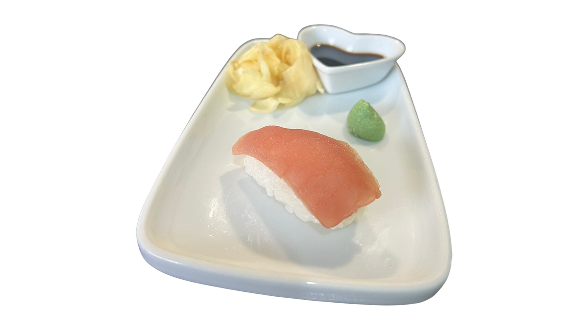 114. Maguro Nigiri