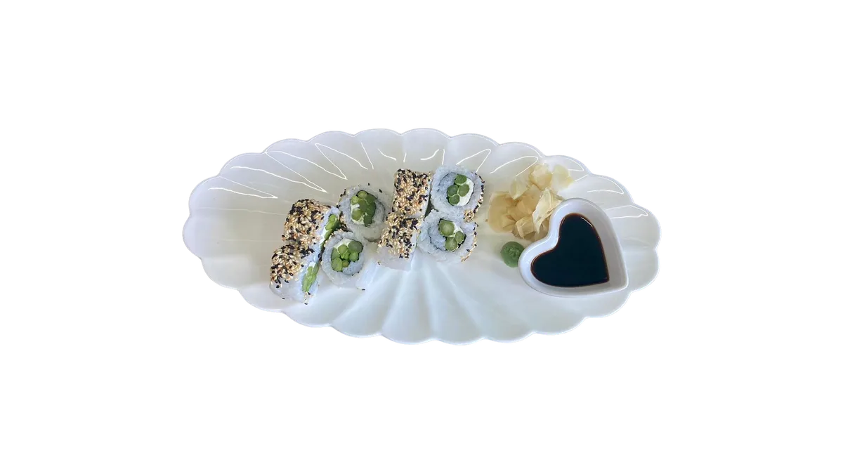 132. Green Asparagus Uramaki