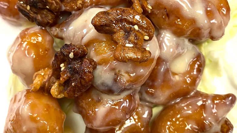 4. Chinese Walnuts Prawn