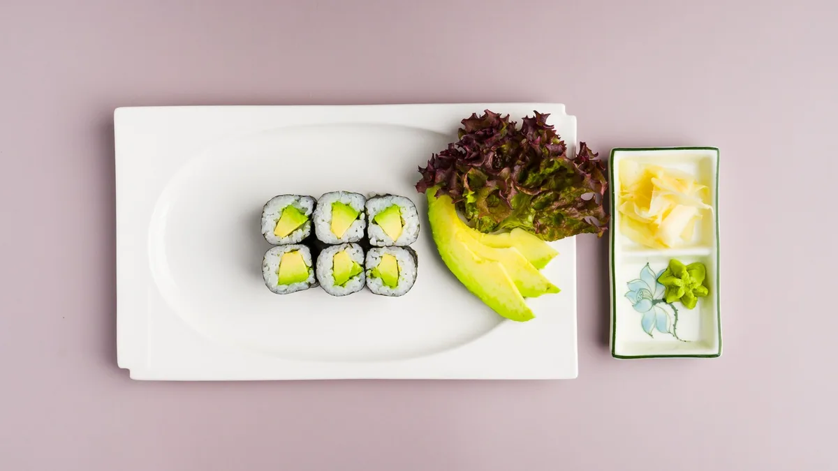 37. Avocado Maki