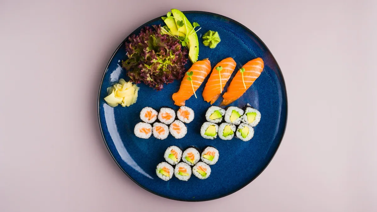 81. Kobe Bento