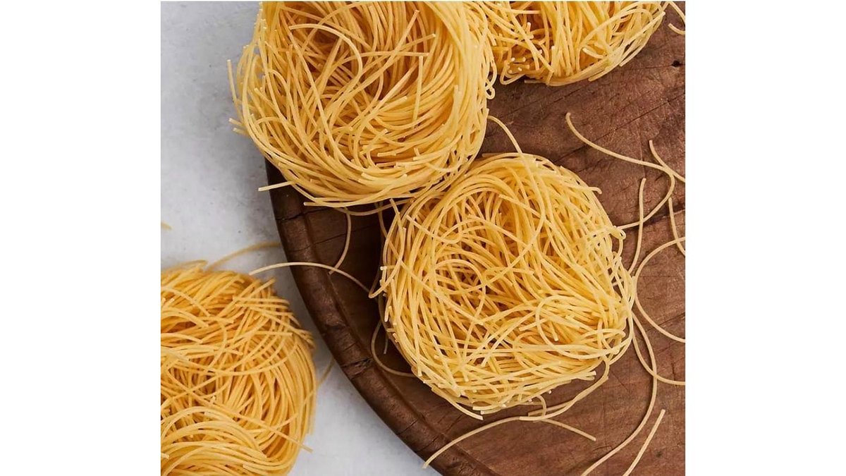 Noodles cu turmeric
