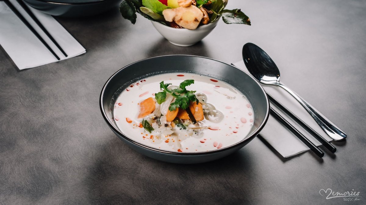 Tom Kha Soup (supa cu lapte de cocos)