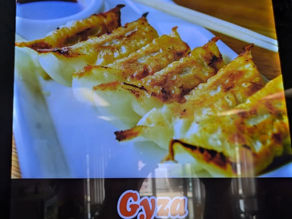 Gyoza (Pork Dumpling) (8 Pcs)