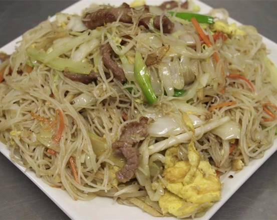 Beef Mai Fun 牛炒米粉