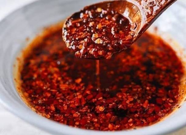 Homemade Spicy Oil辣油
