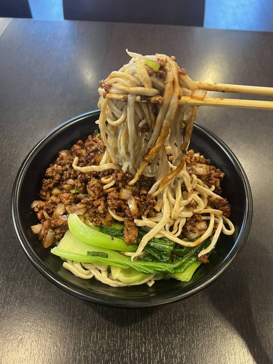 Zha Jiang Noodle炸酱面