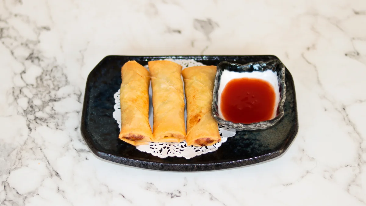 31. Spring Rolls with vegetables (3 pcs)