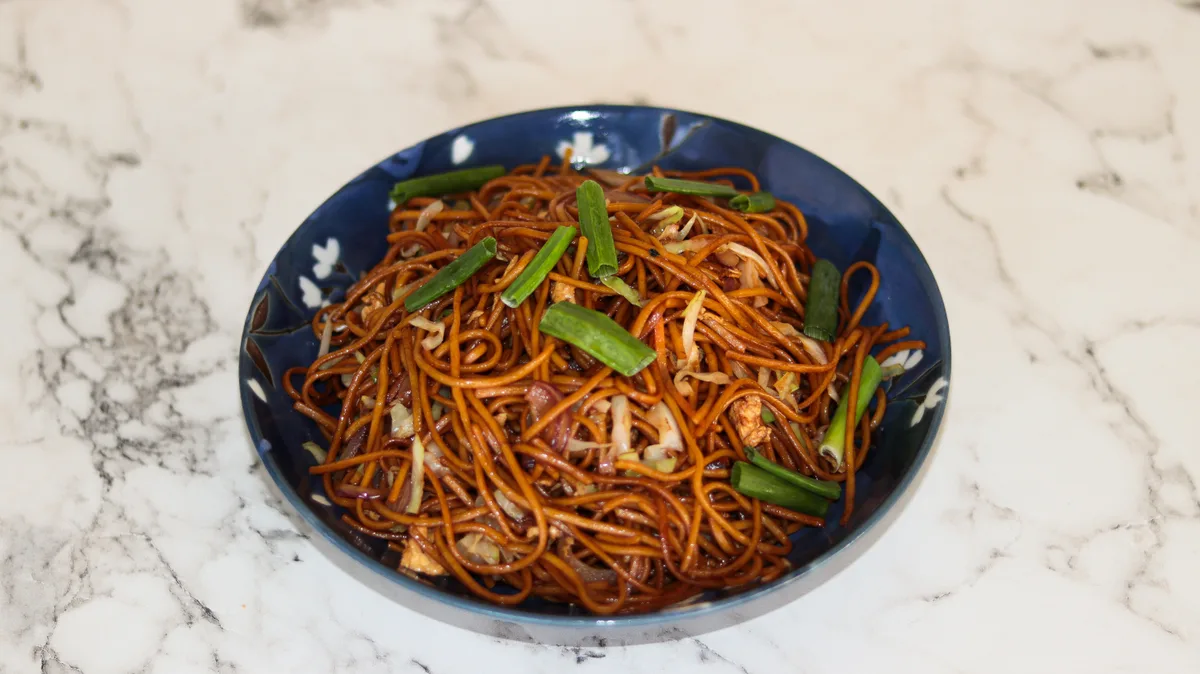 77. Fried Noodles with Vegetables and Sour Sauce