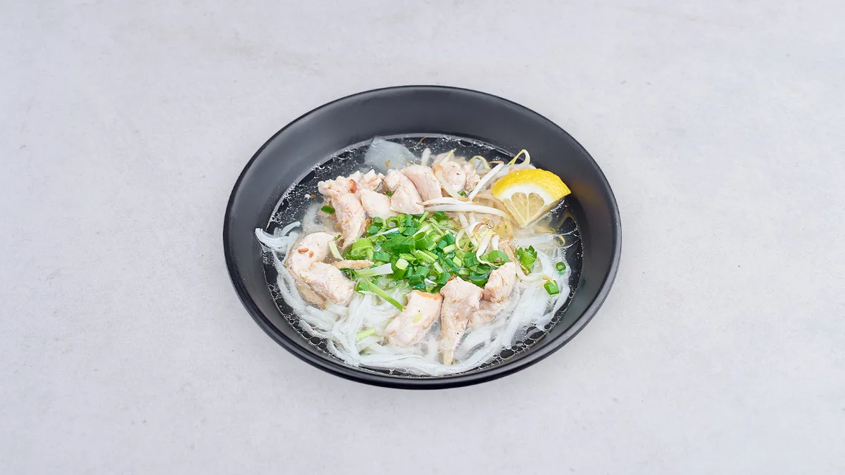 Pho z kurczakiem