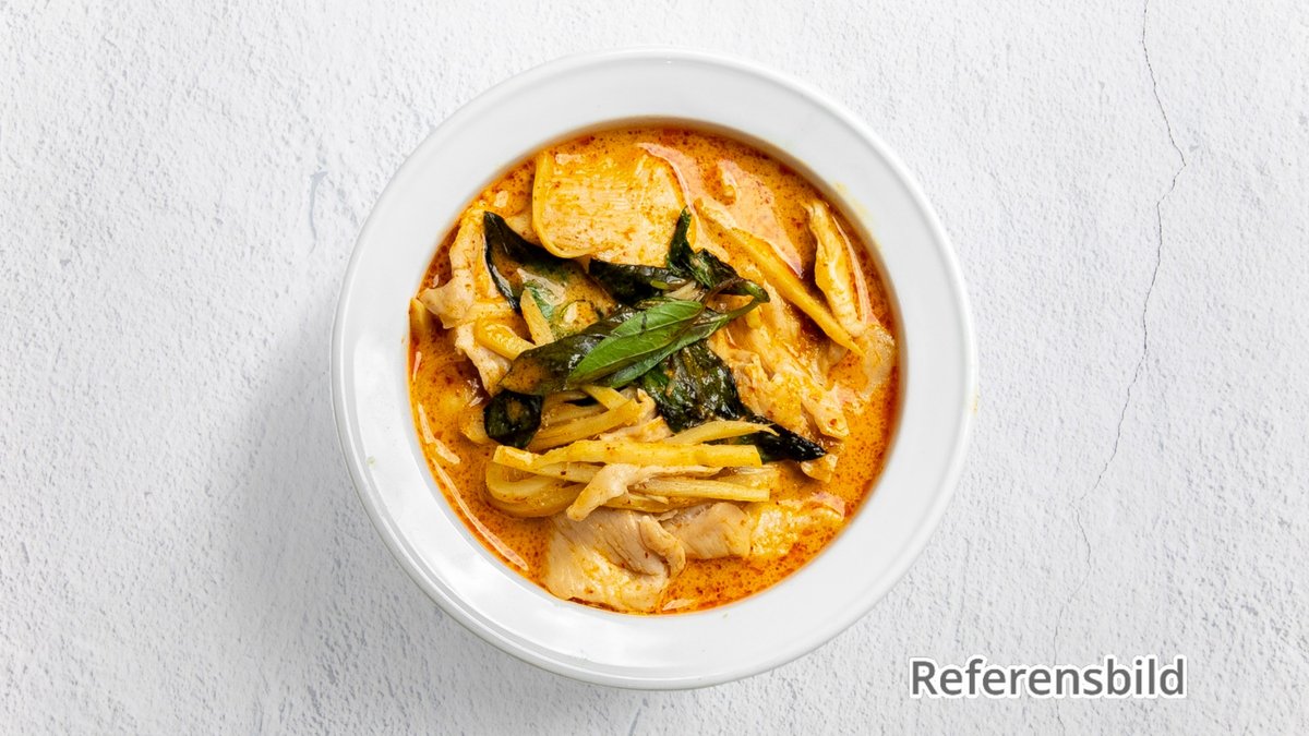 8. Kyckling med pannangcurry.