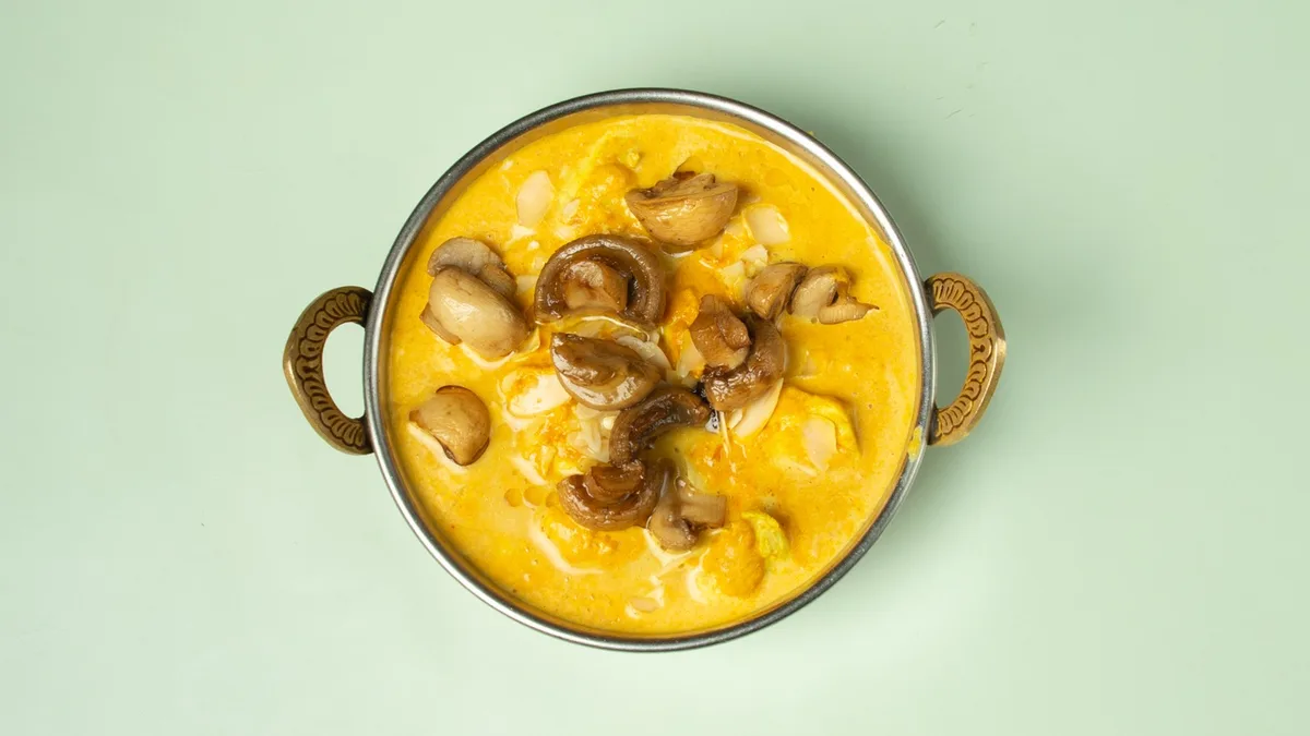 65. Chicken Champignon