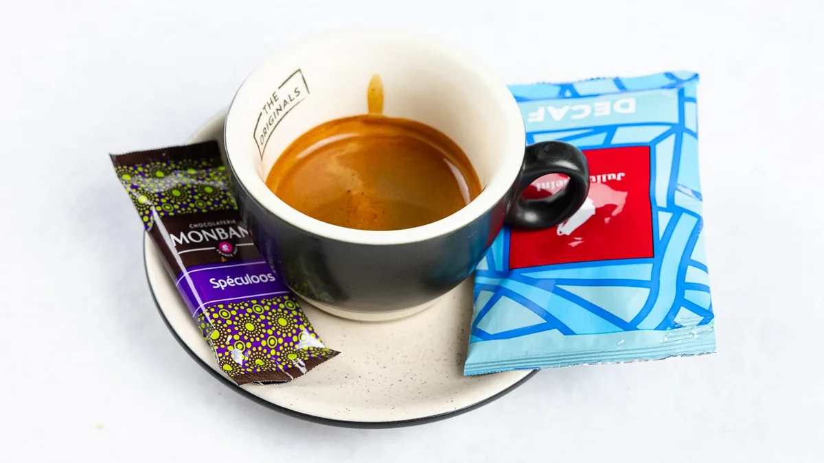 Brezkofeinski podaljšan espresso