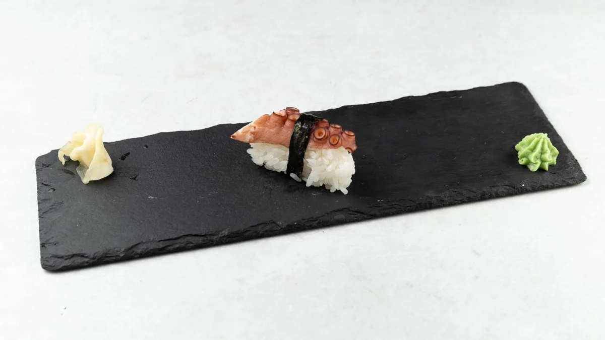 Tako nigiri
