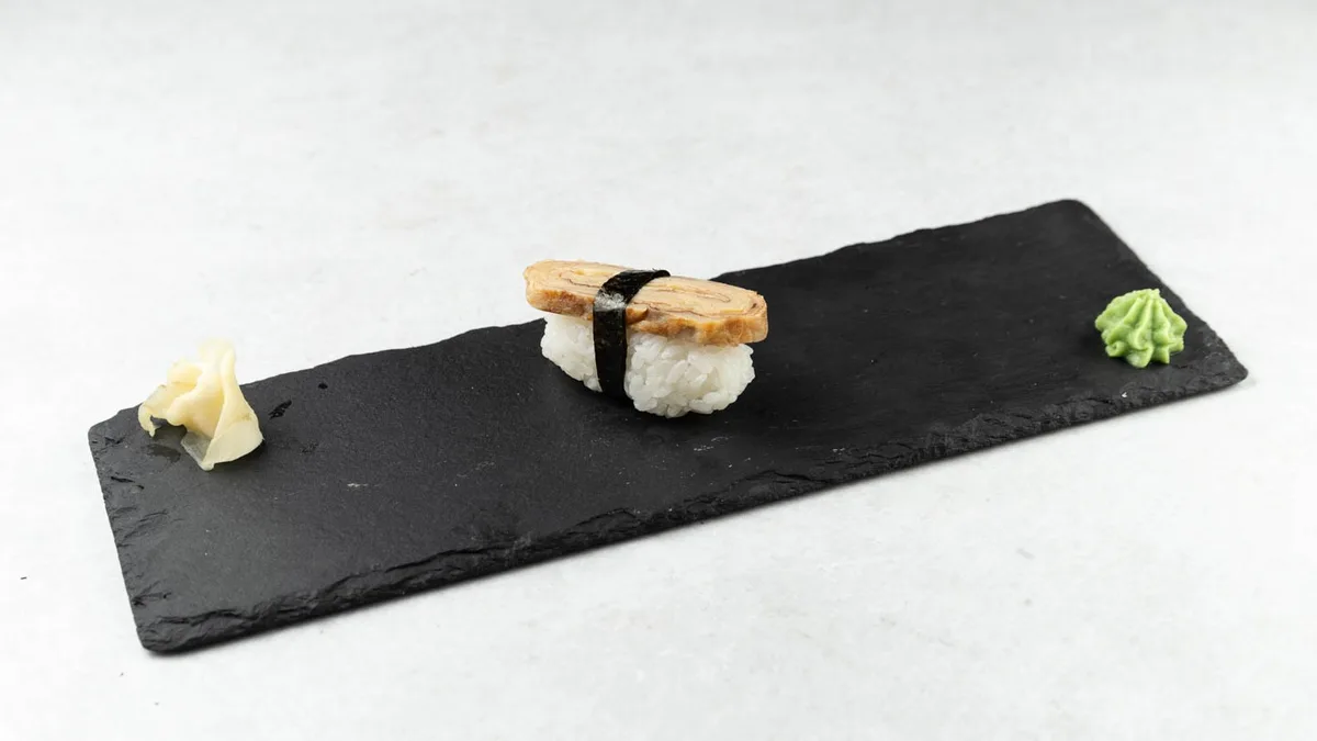 Tamagoyaki nigiri