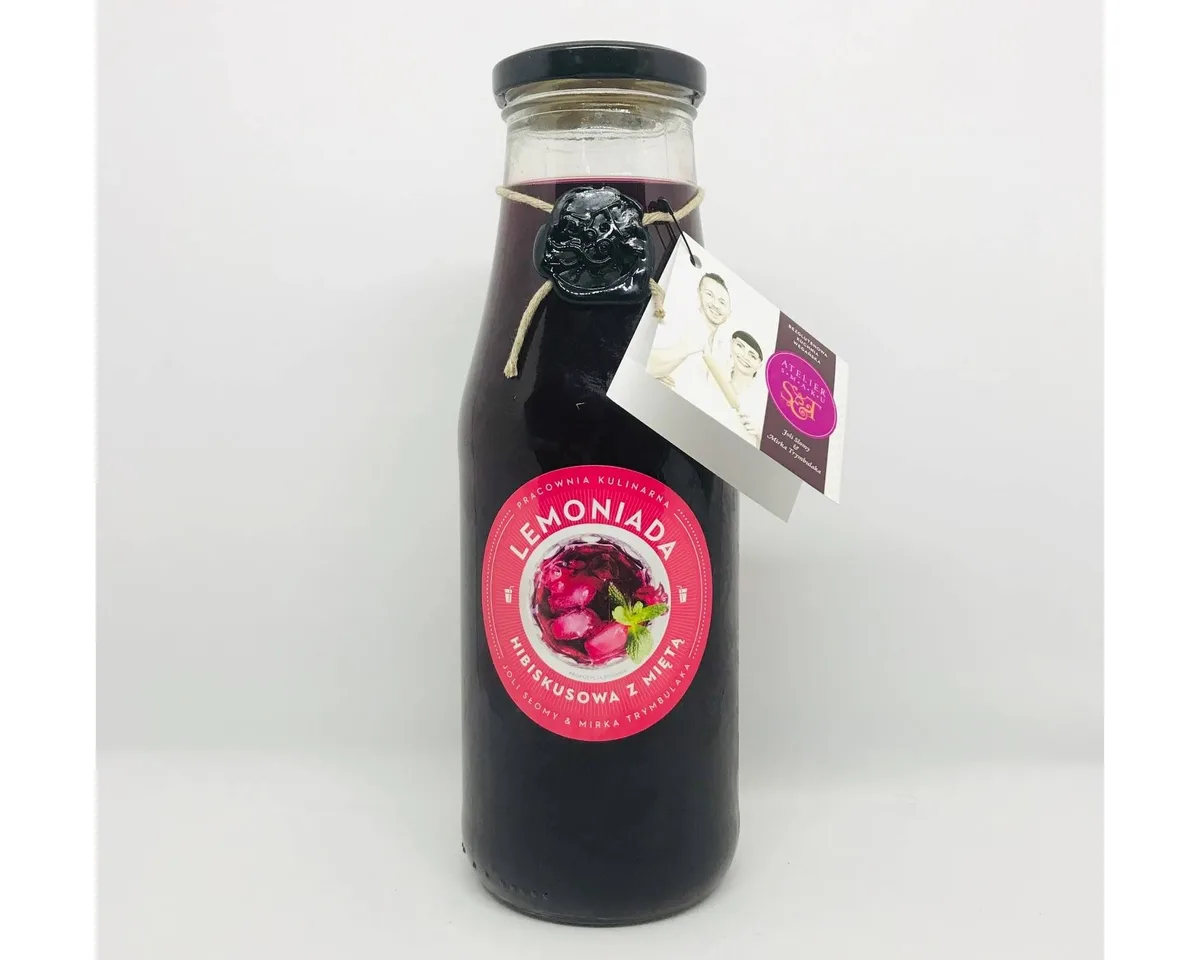 Lemoniada hibiskusowo – miętowa
