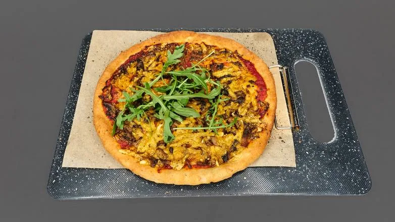 Pizza z pieczarkami