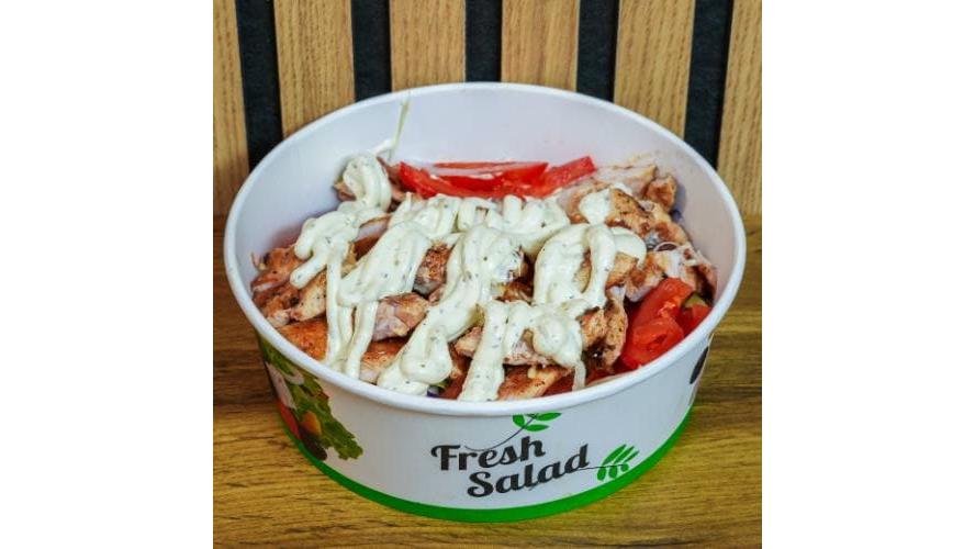 Salată cu Piept de Pui