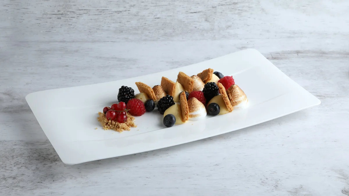 Κρέμα Λεμονιού, Κόκκιvα Φρούτα και Biscuit Sablé