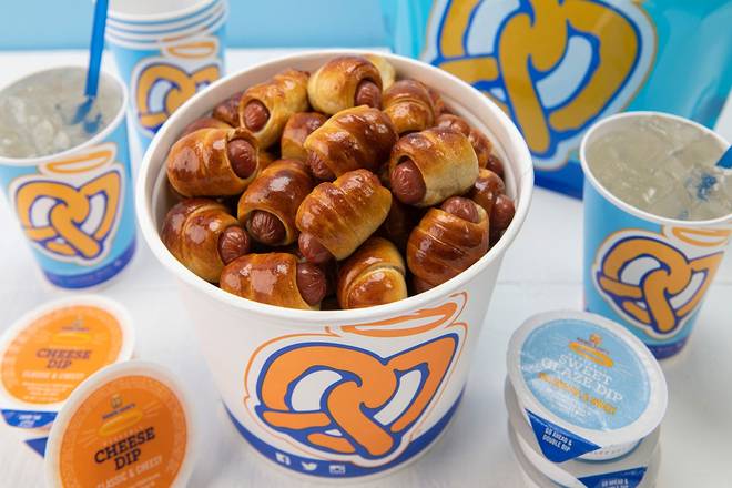 Mini Dogs Bucket Snack Pack