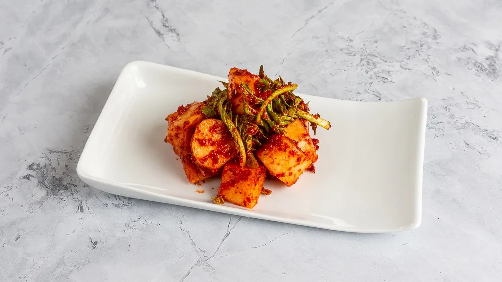 Retek Kimchi 1kg - 깍두기 - Radish Kimchi 1 kg