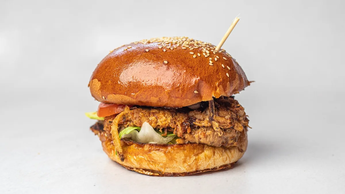 American pulled BBQ burger