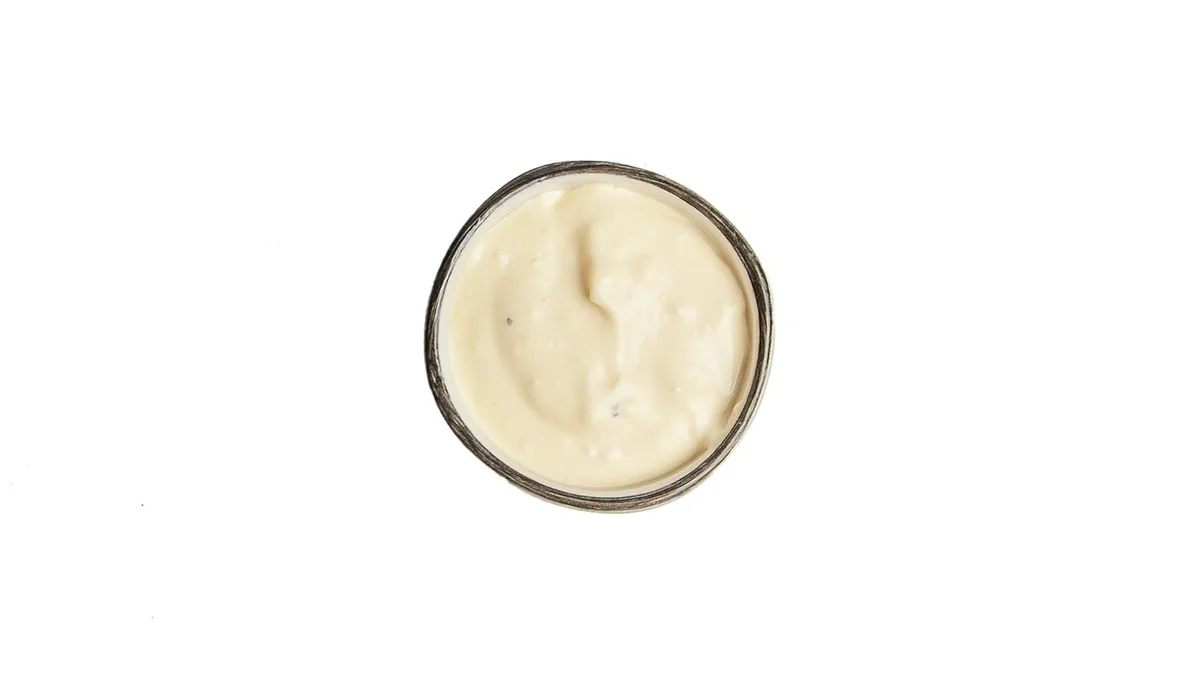 Česnekový dip