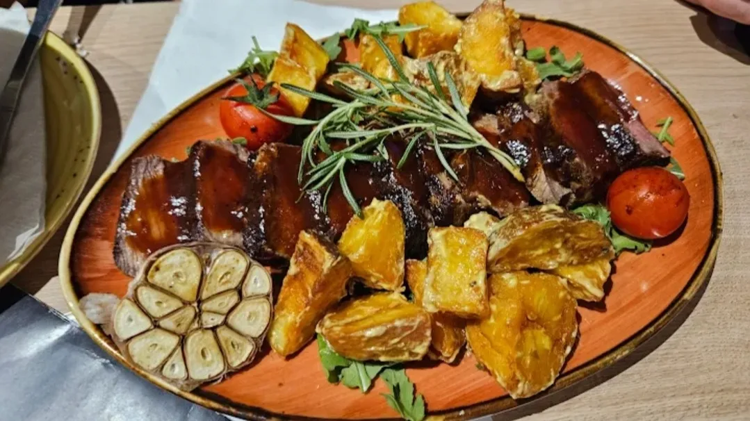Ramstek u BBQ sosu