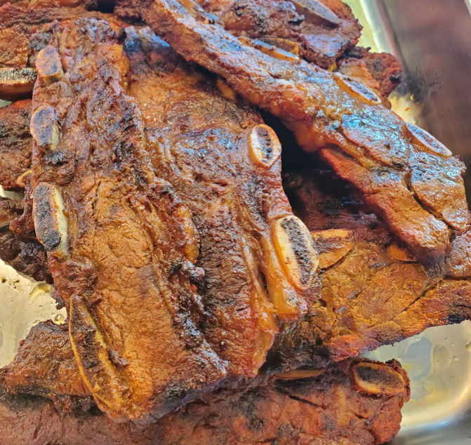 Charcoal Beef short ribs (costilla asada). Lb.
