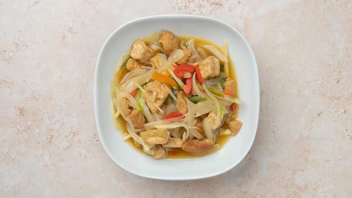 4. Phad Khing