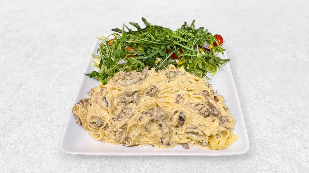 113. Fettucini kødstrimler