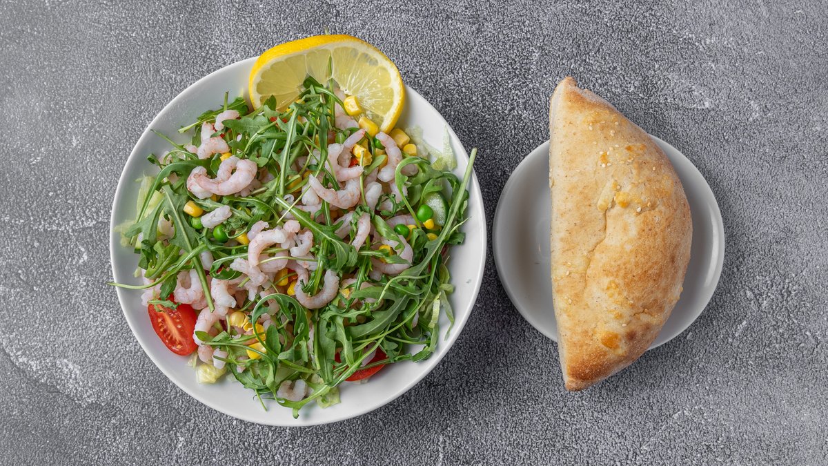 125. Gamberetti e limone salat