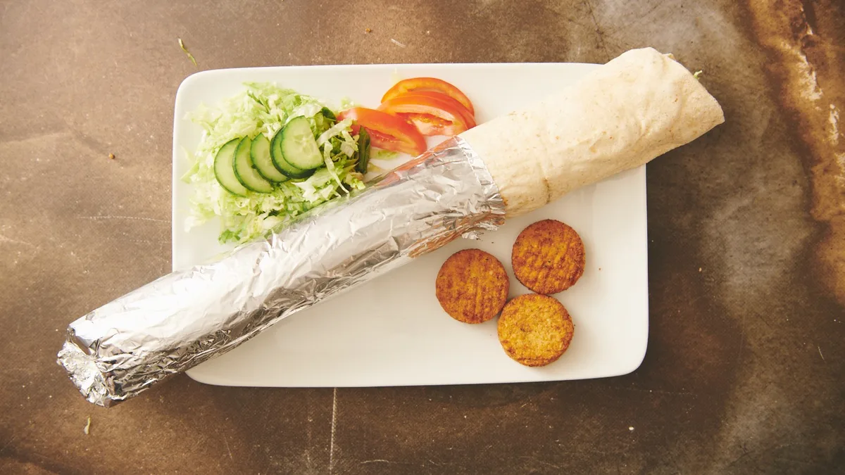 61. Durum falafel (V)