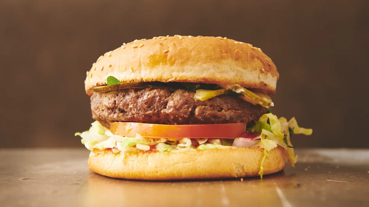 70. Hjemmelavet klassisk burger