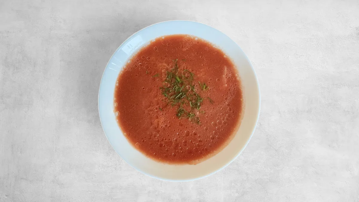 Zupa pomidorowa z makaronem