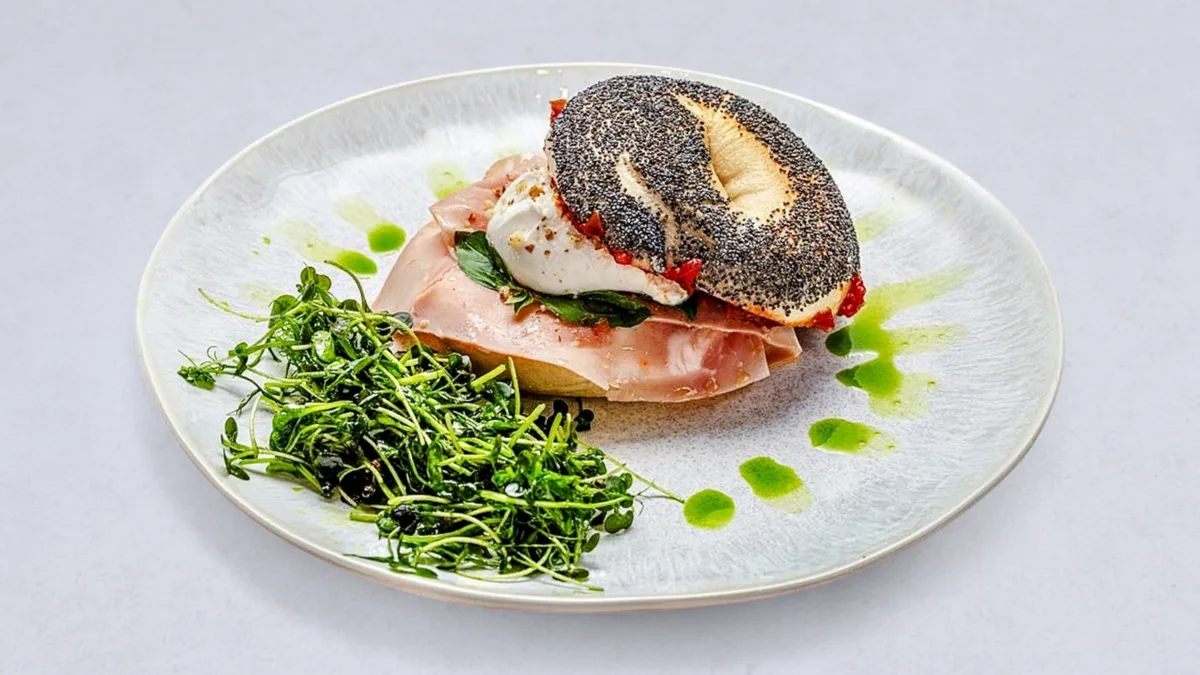 Bajgiel Bella Burrata!