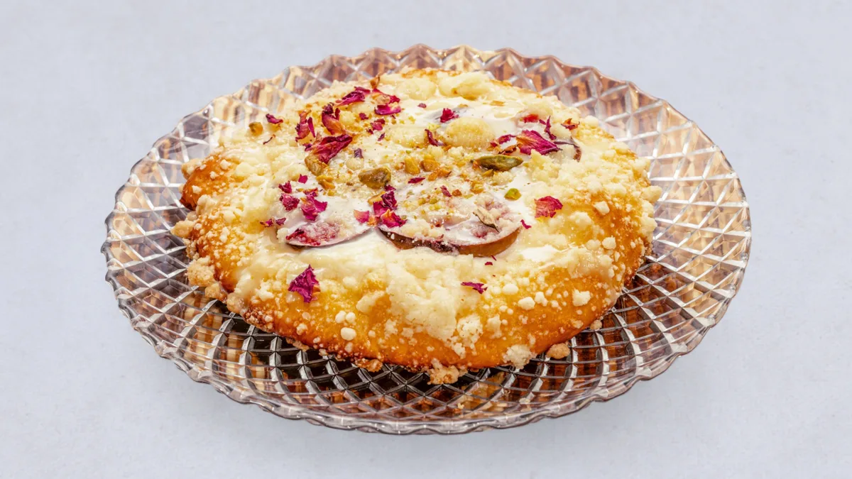 Drożdżówka z figą i ricottą