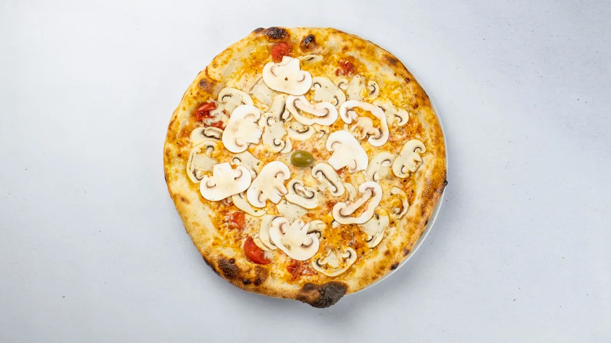 Pizza bakine lude gljive