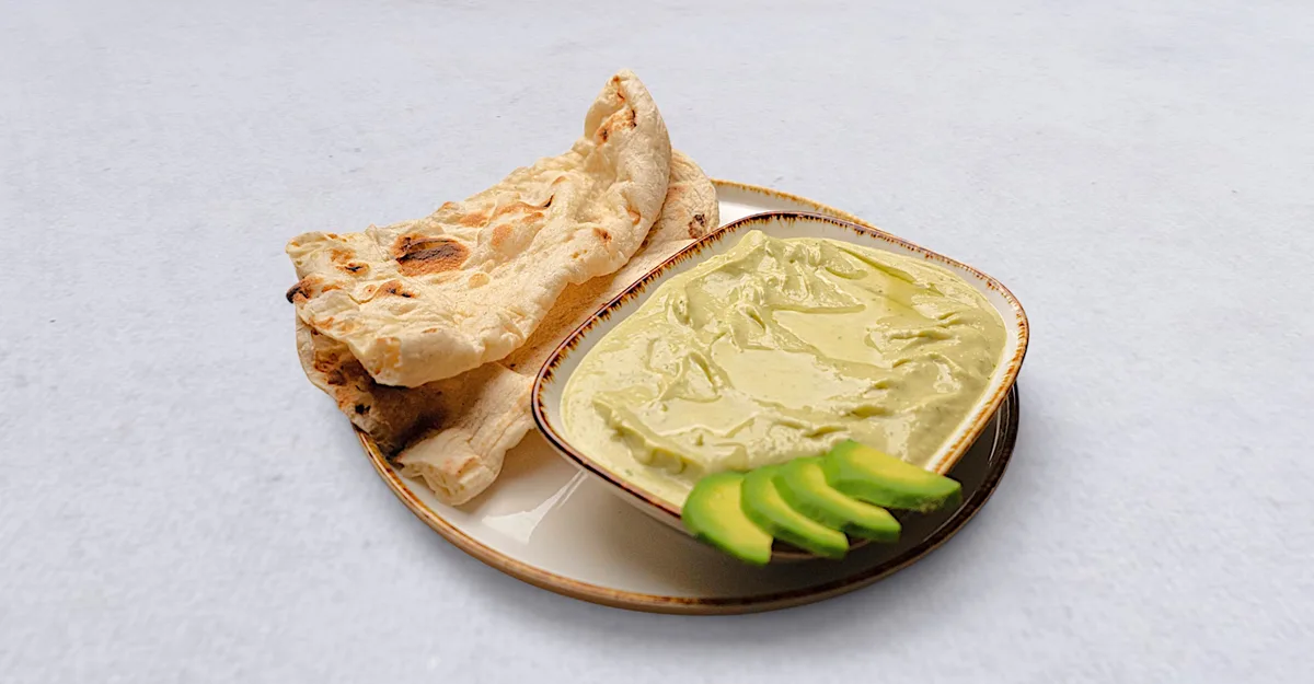 Hummus z awokado
