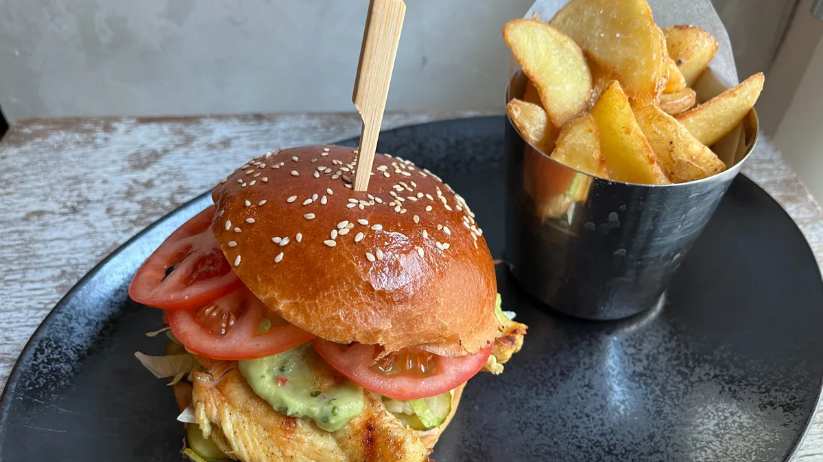 Ropogós Csirke Burger