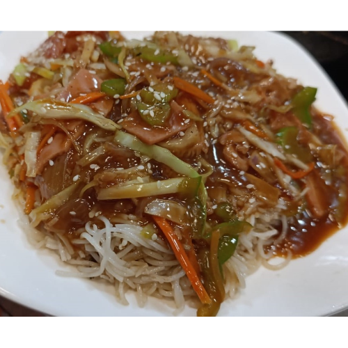 Fideos Arroz Salteado de Lomo de Res
