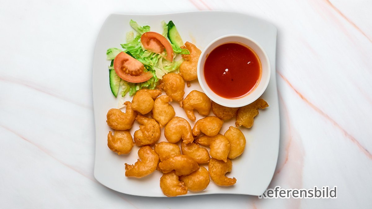61. Friterad scampi med sötsur sås