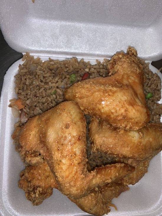 C33. Chicken Wings Seasonal Price Combo--C#鸡翅(晚餐